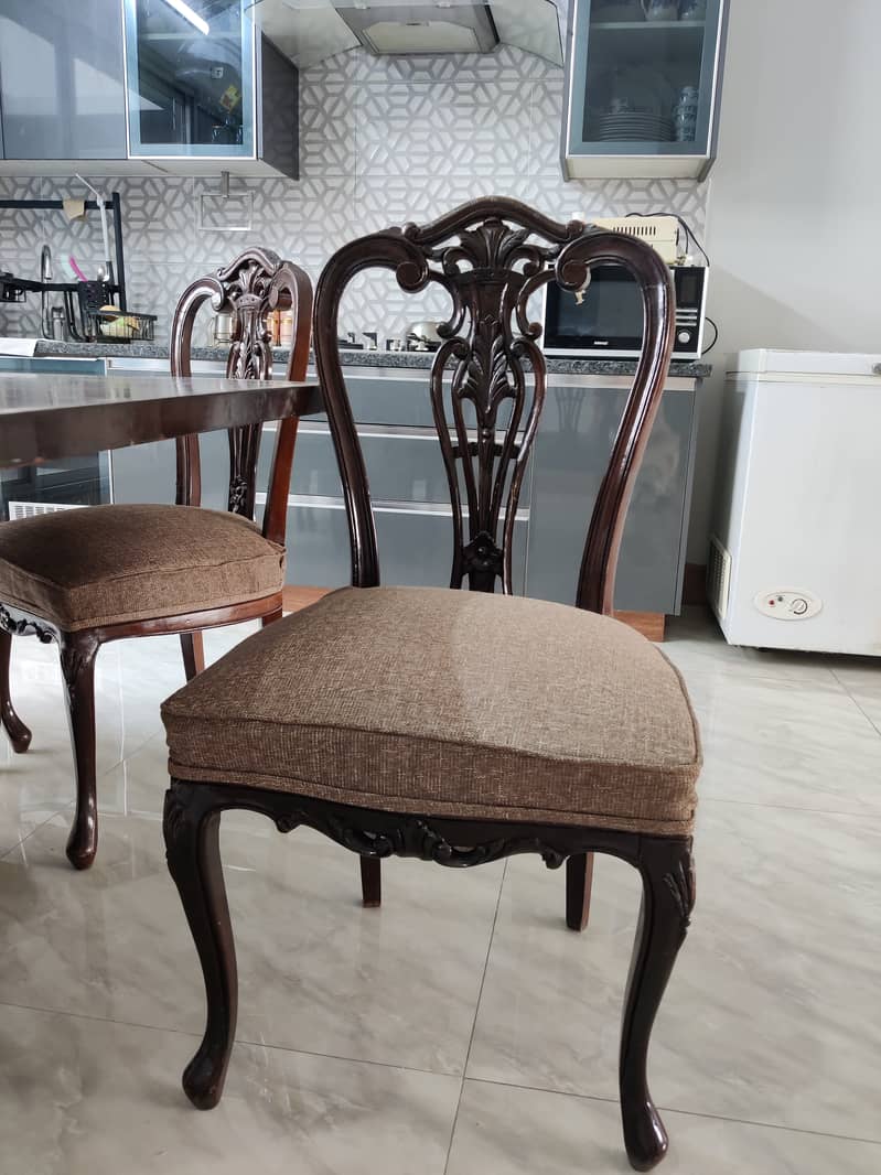Dining Table - Hexagon Shape (6 Persons) 2