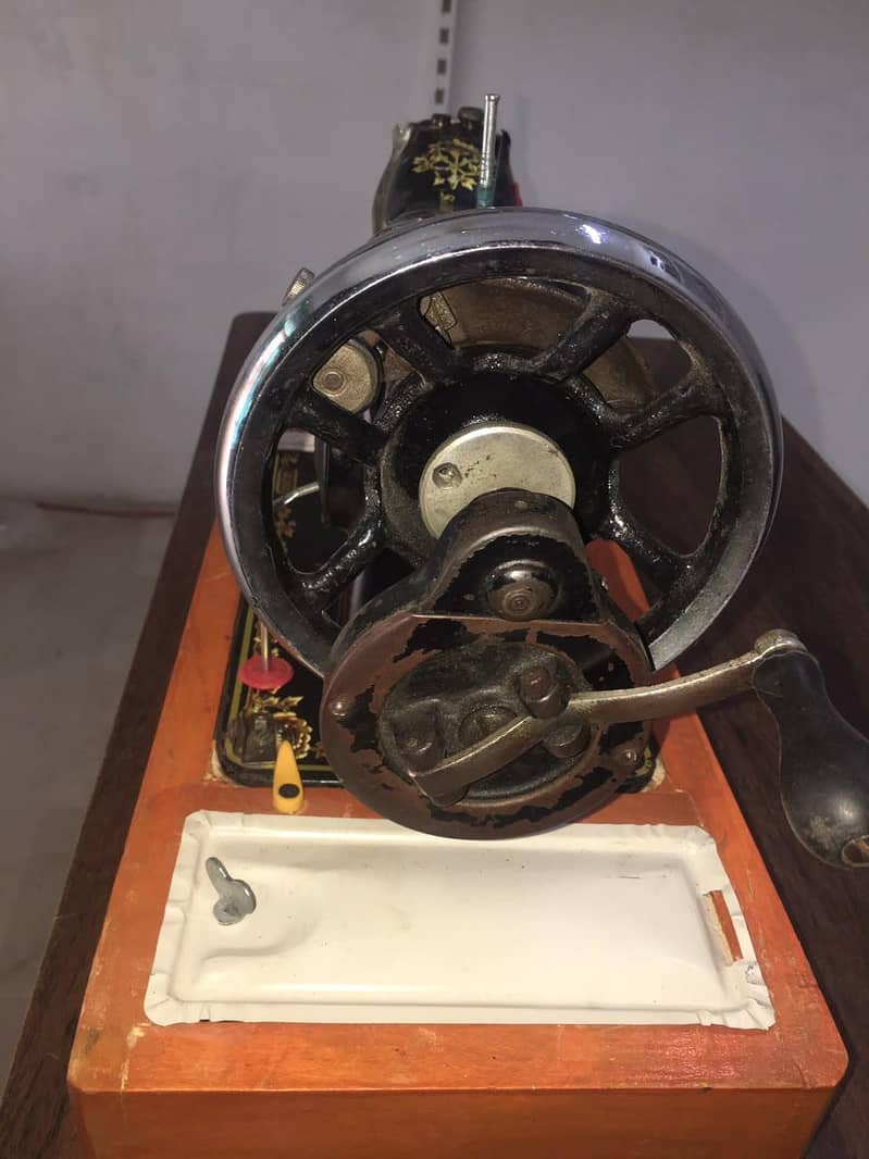Indus sewing machine 2