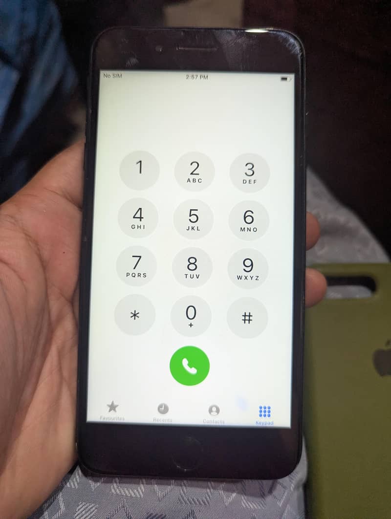 Apple iPhone 7 Plus 1