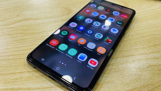 Samsung Mobile A72