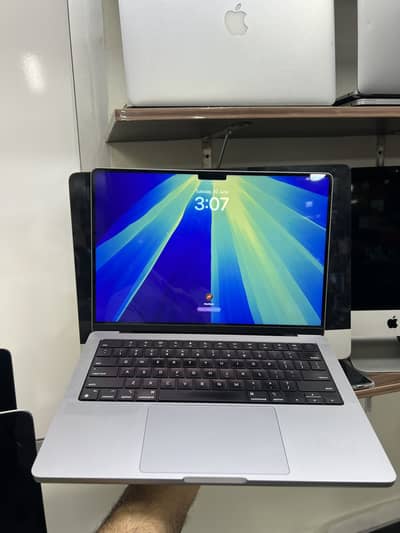 MacBook Pro m1 14” 16/500 & 32/500 M1 Max 32/500