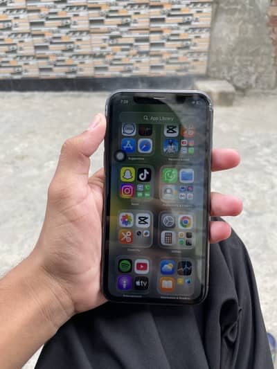 I phone 11 jv