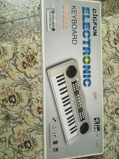 Used Piano in Excellent Condition – Well Maintained & Great Sound