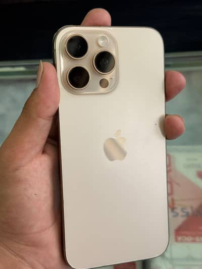Apple iPhone 16 Pro Max