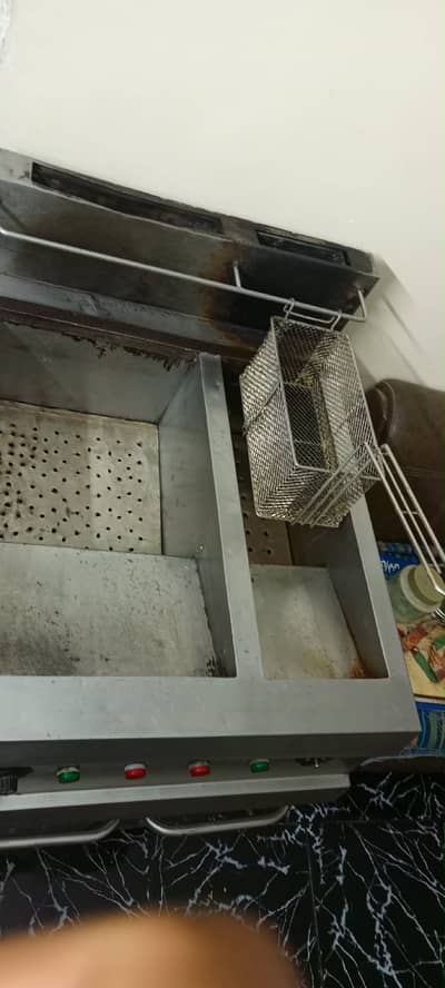 Pizza fast food and BBQ setup for sale 03132255461