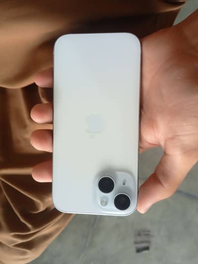 Apple iPhone 15