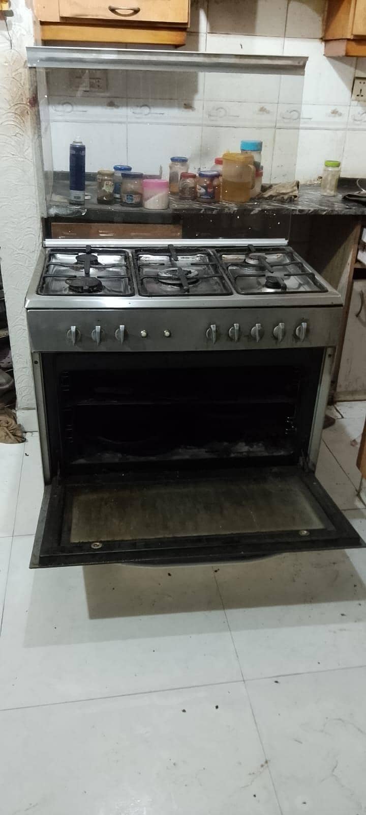 COOKING RANGE IN WORKING PROGRESS 1