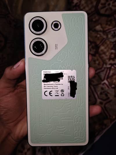 Tecno CAMON 20