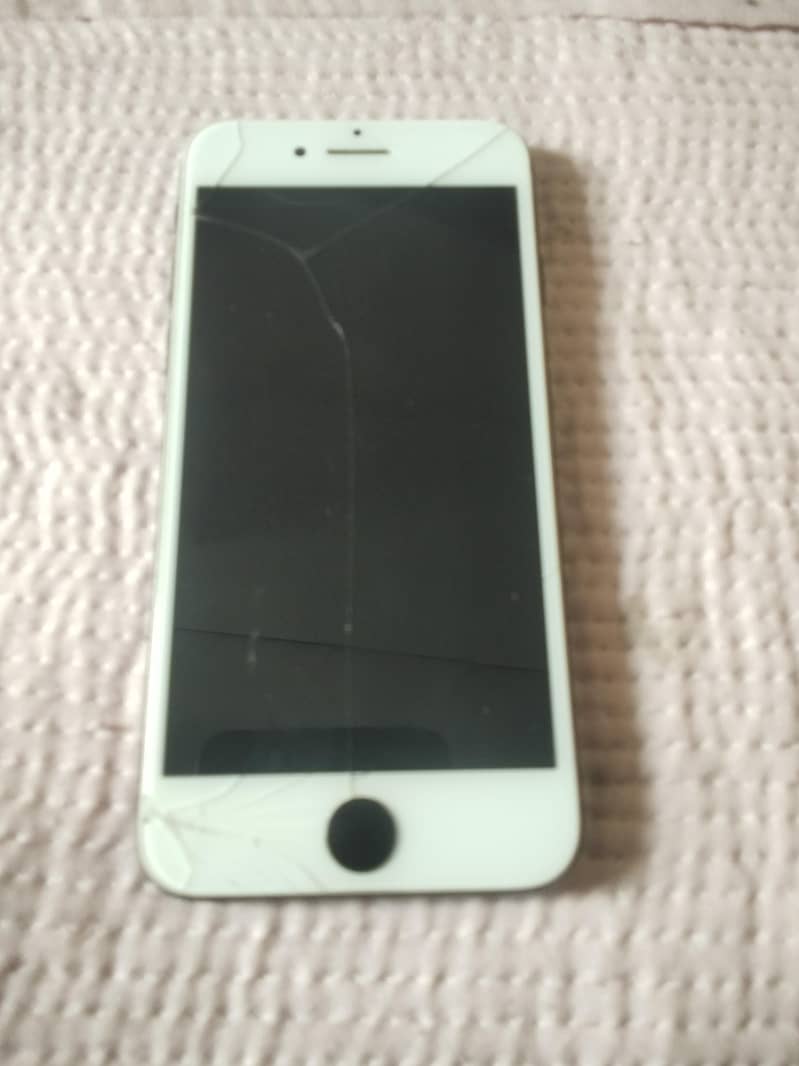 Apple iPhone 7 1