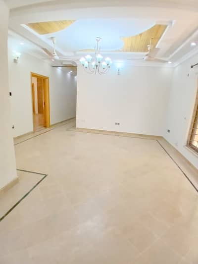 Beautiful & Spacious 3 Bed Portion For Rent in F-10