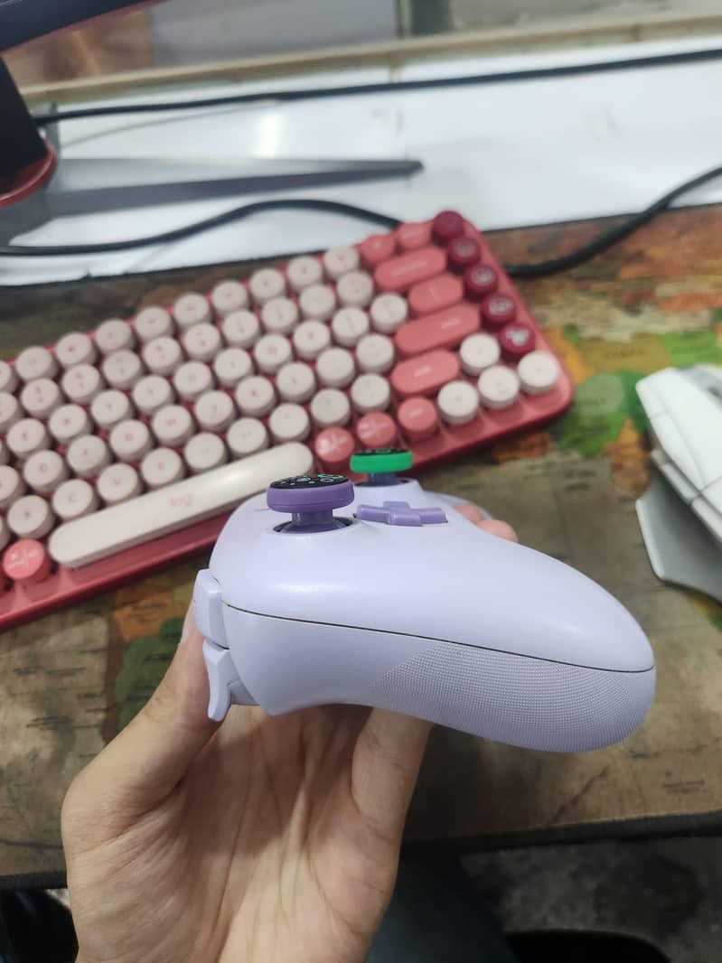 8 BitDo Wireless Gaming Controller 1