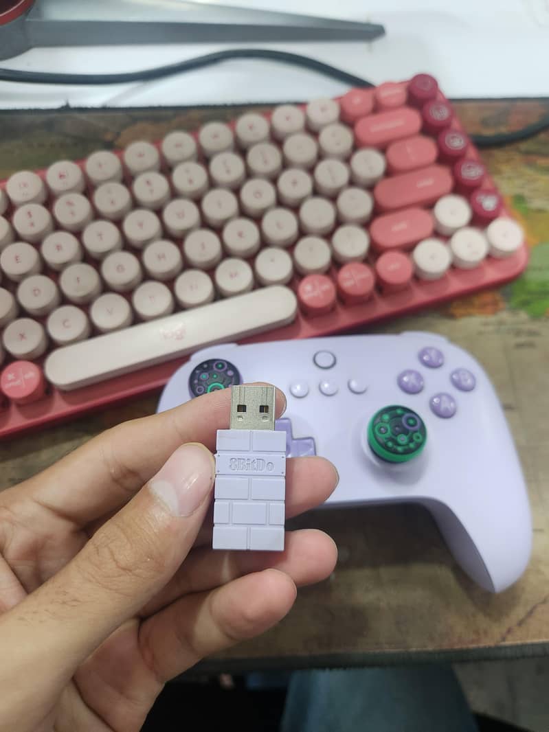 8 BitDo Wireless Gaming Controller 3