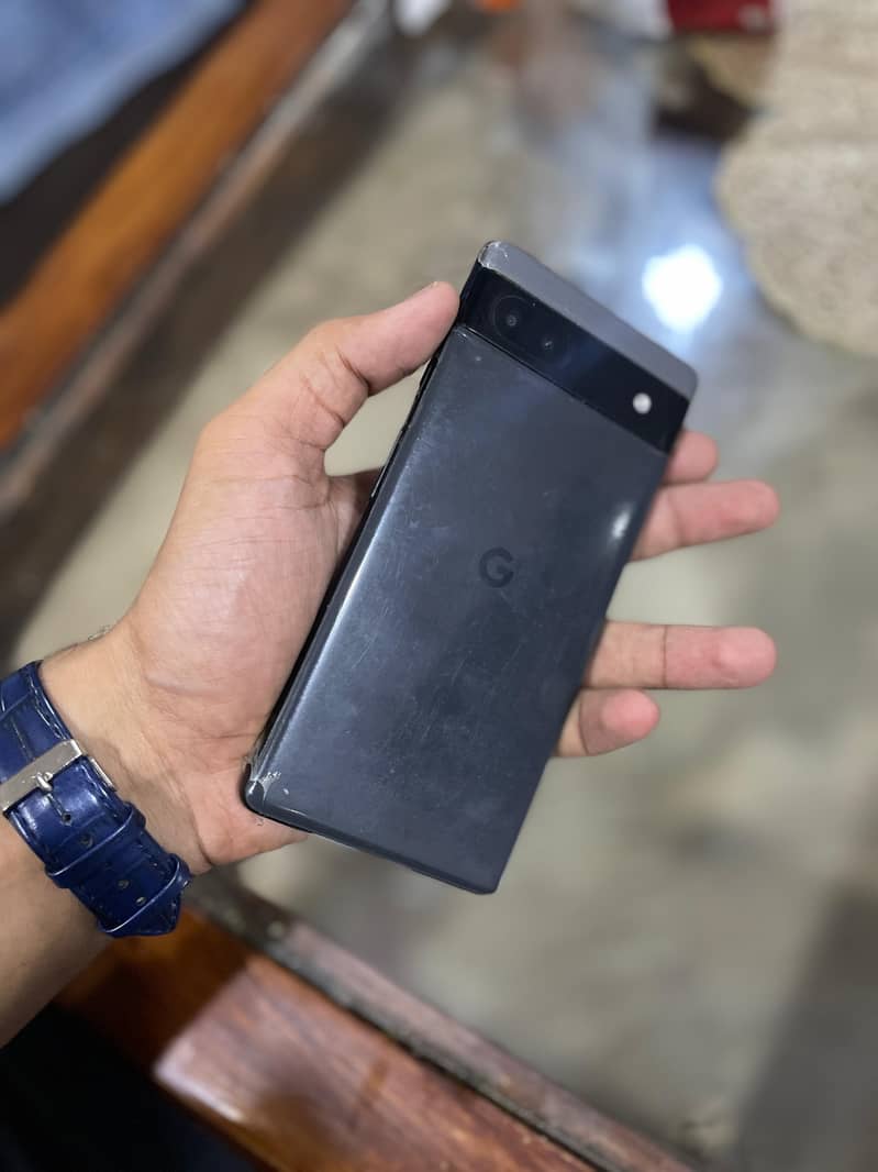 Google Pixel 6a 5