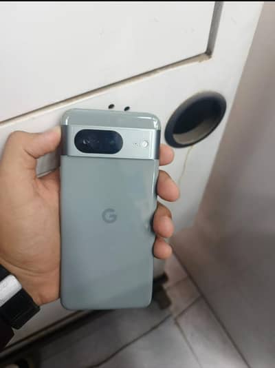 Google Pixel 8