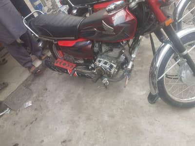 Honda 125 22 model Total genuine