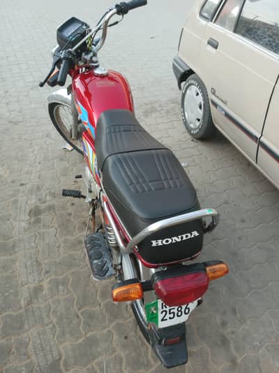 United cd 70 16 MODEL