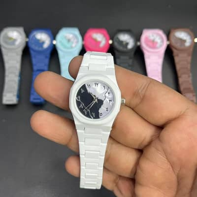 mens and women watch availble cahs on dilevery available