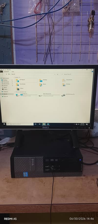 Dell 790 Desktop i3-2nd Generation 4/320 GB with 20" LCD