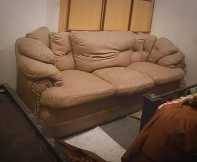 3 Seater Sofa – Strong & Comfortable