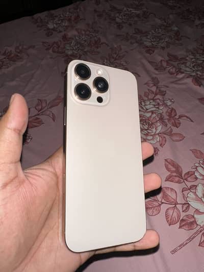 Apple iPhone 16 Pro Max