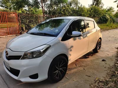 Toyota Vitz 2011