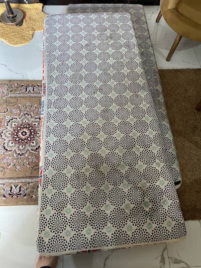 Single bed foam