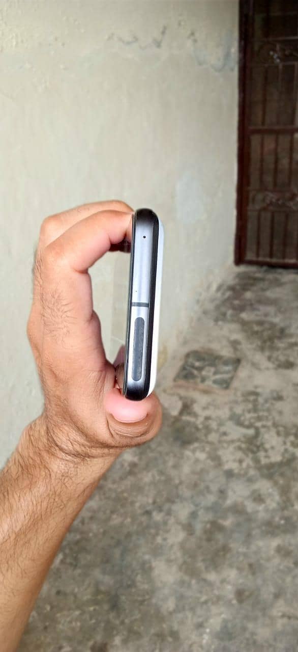 Google Pixel 8 1