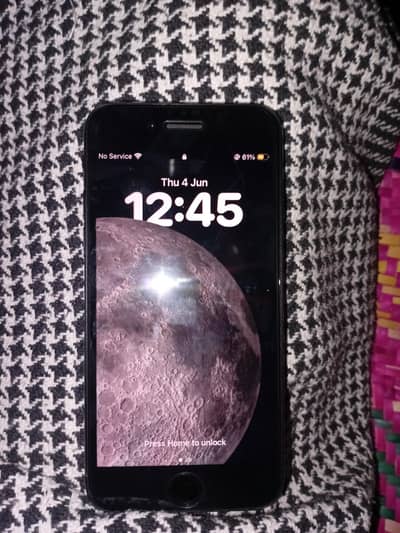 Apple iPhone SE