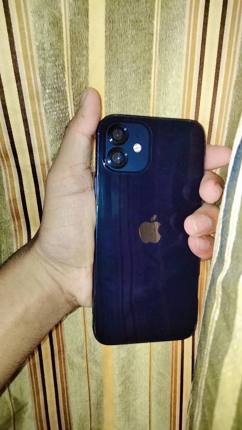 Apple iPhone 12 2