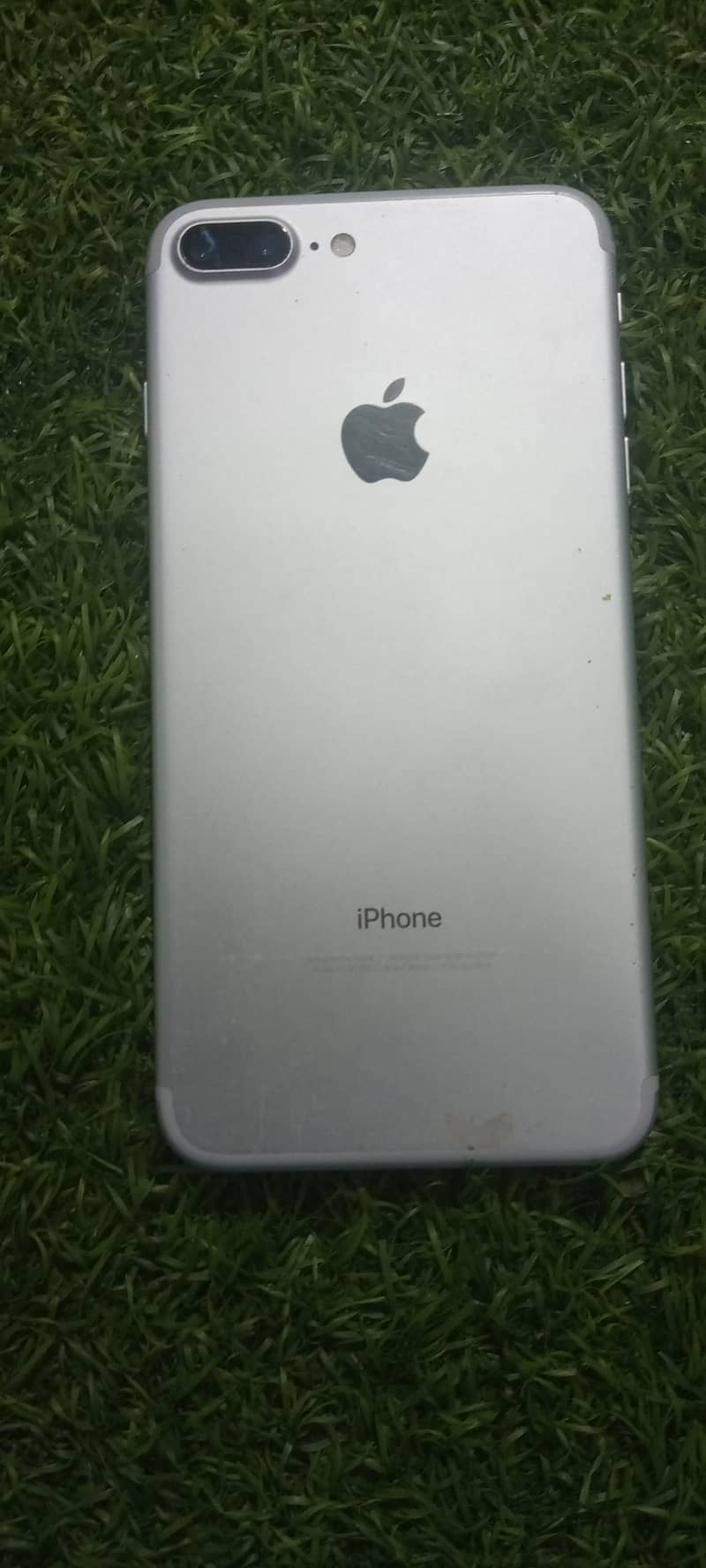 Apple iPhone 7 Plus 3