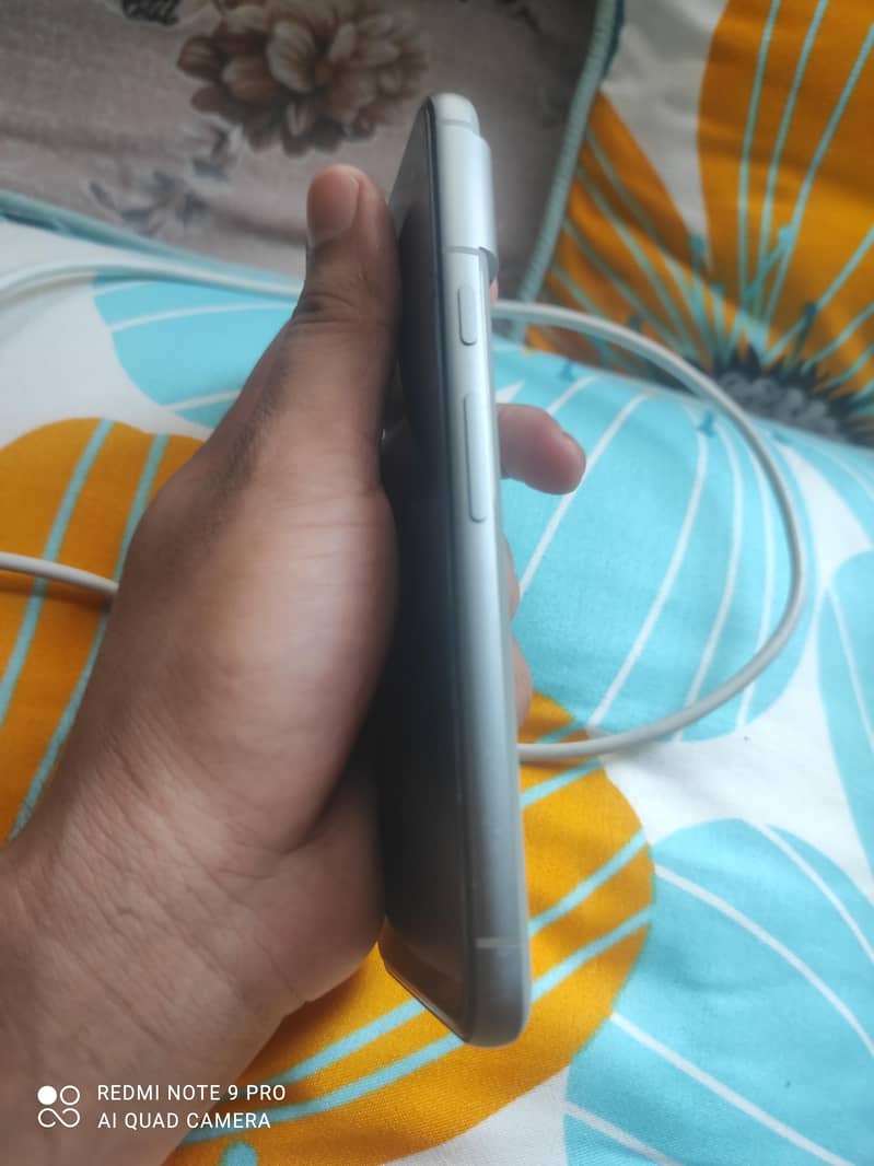 Google Pixel 8 2