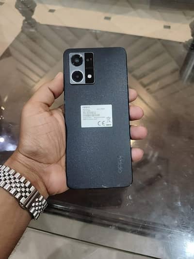 OPPO F21 Pro