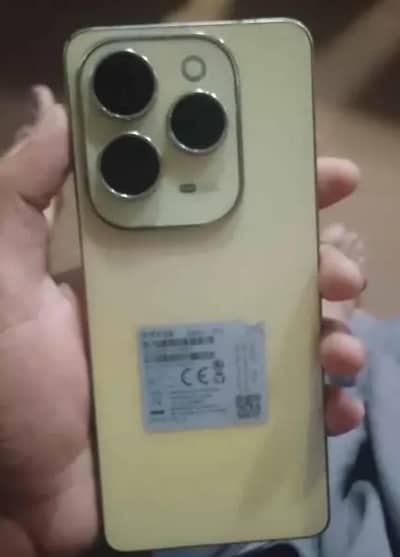 Infinix Hot 40 Pro