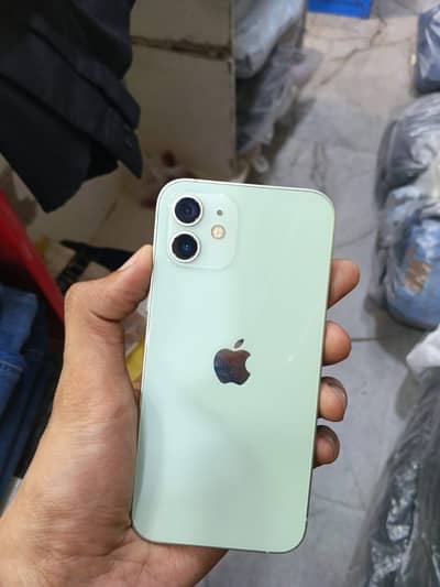 Apple iPhone 12