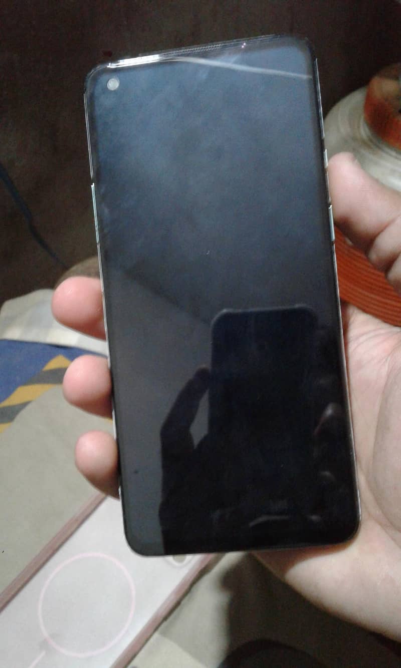 One Plus 8T 5
