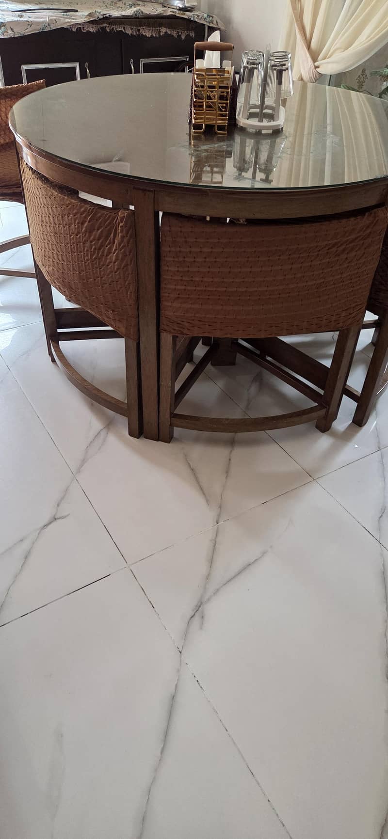 dinning  table 4