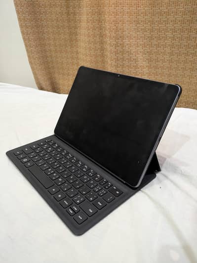 Huawei matepad 11.5 with the digital keyboard