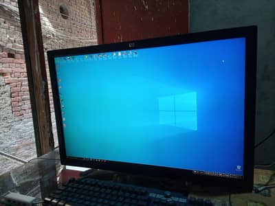 HHp. Lp3065 full display 32 inch only use computer
