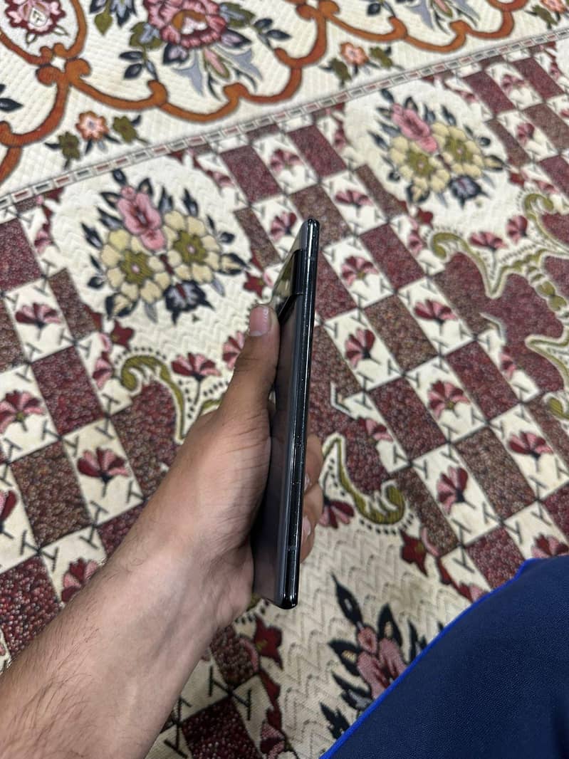 Google Pixel 6 Pro 2