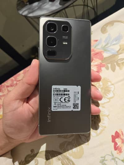 100% SEALED INFINIX HOT 50 16GB / 256GB + POWERBANK  UN-USED