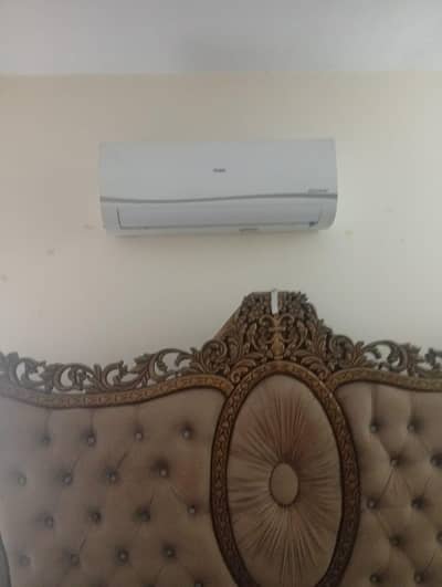 Haier Dc inverter 1.5 ton just like new