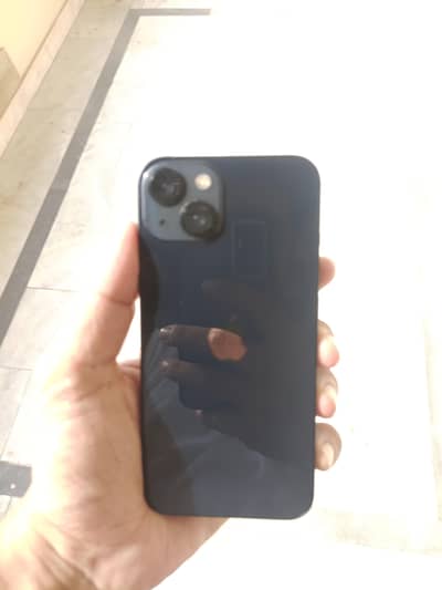 Apple iPhone 13