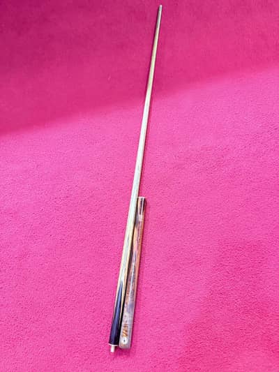 2 piece cue Brand Master cue pyragon