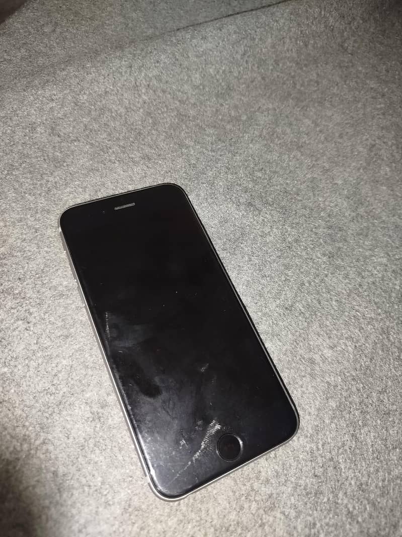 Apple iPhone 6S 1