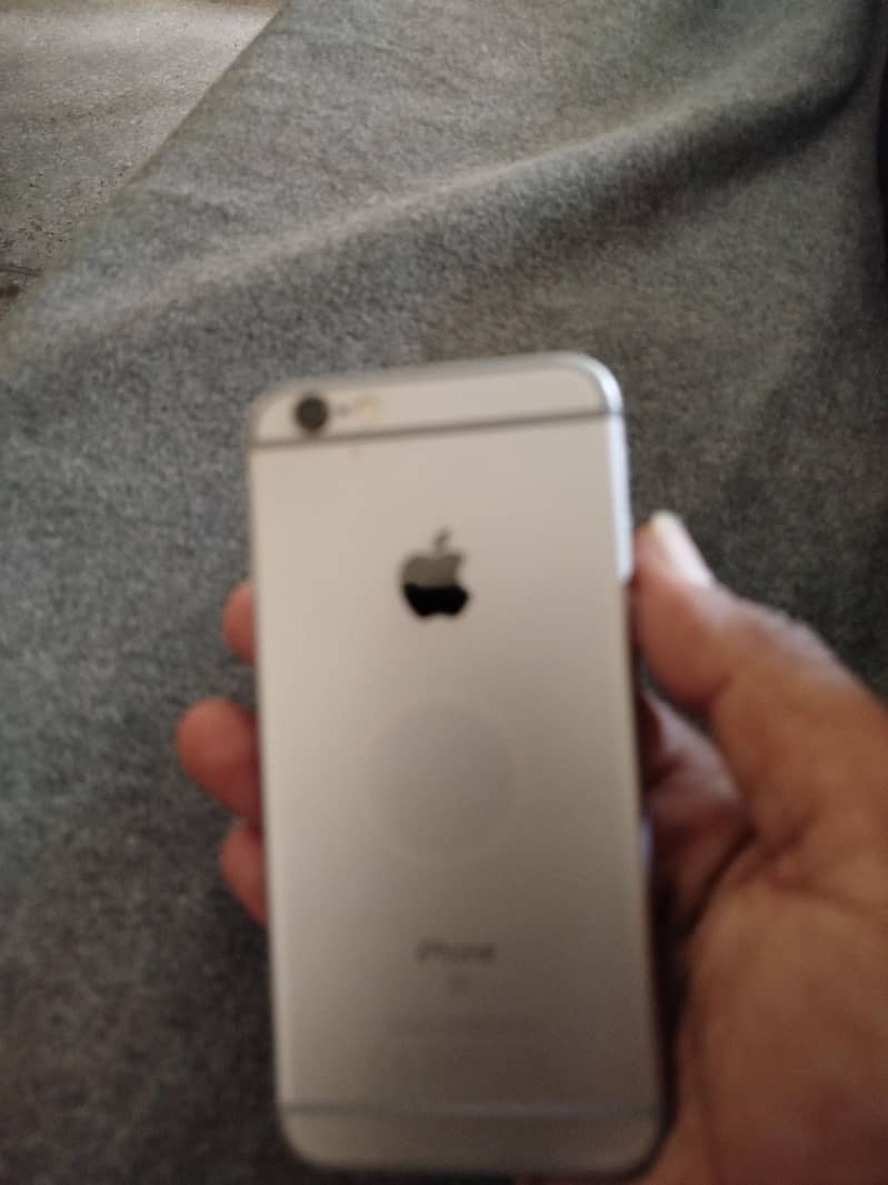 Apple iPhone 6S 5