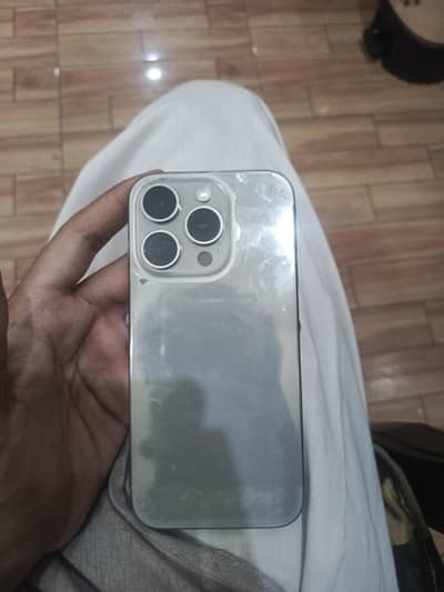 Apple iPhone 15 Pro