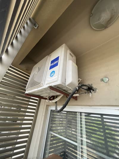 Haier 1.5 ton DC inverter Ac for sale