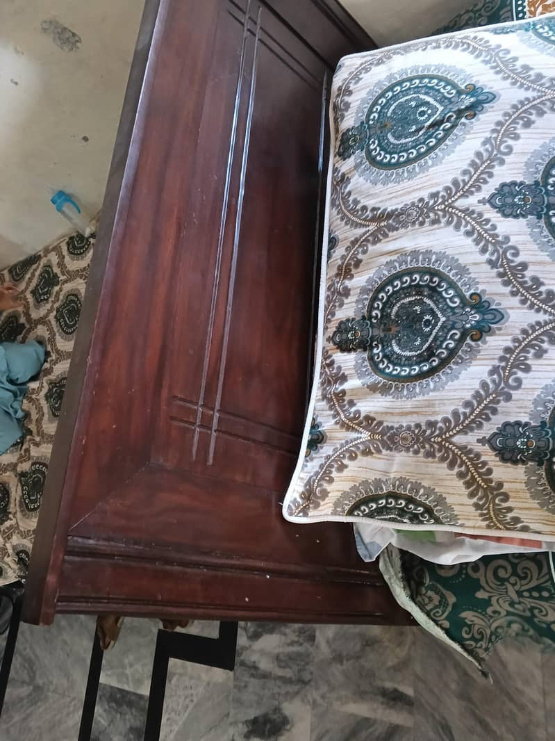Single beds 3