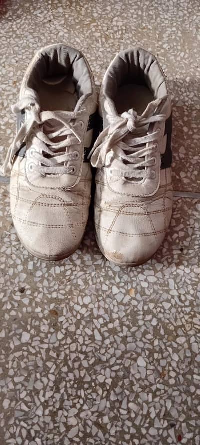 Calza Original sneakers size 42