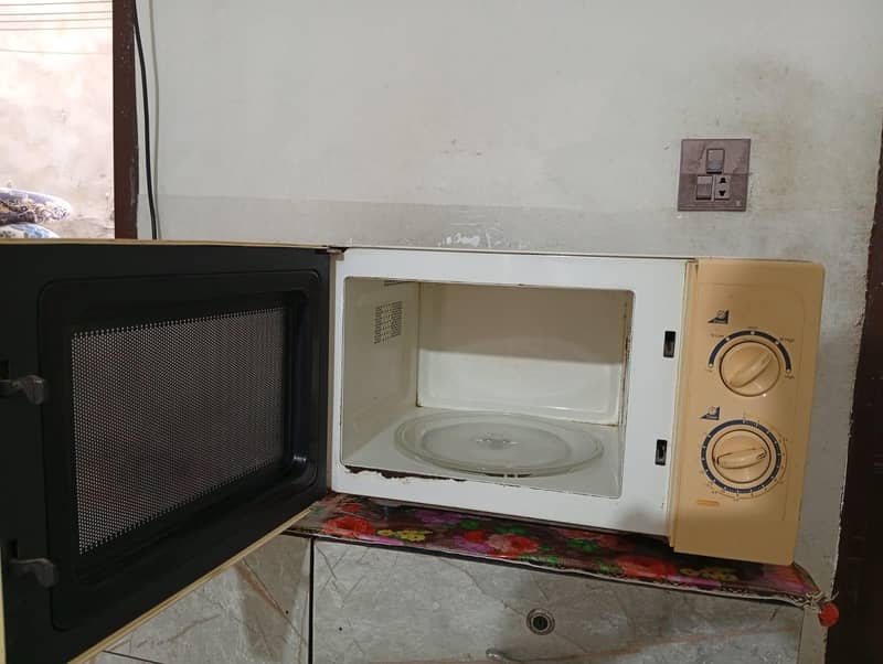 microwave 1